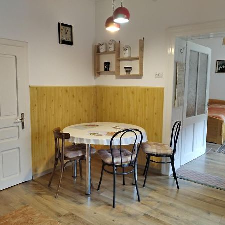 Zadora Haus Apartment Sacele Luaran gambar